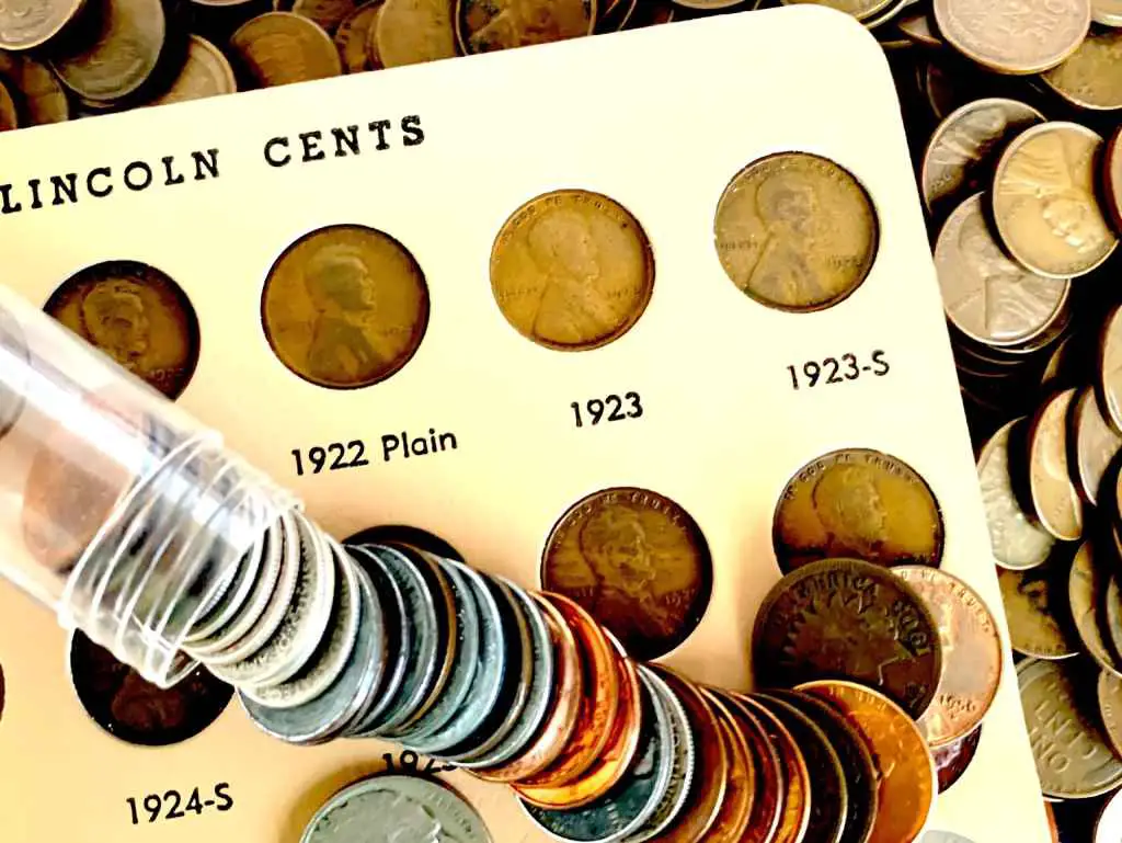 The 1923 Lincoln wheat penny is worth anywhere from a few cents to several thousand dollars. 