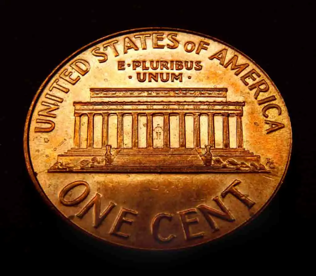 There's a 1989 penny that is worth ,000 or more! (Actually a few of them.) Do you have one? 