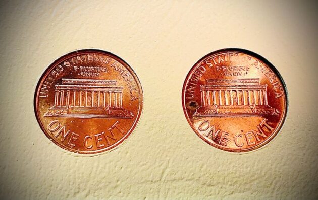 The back of the 1993 penny features the Lincoln Memorial. 