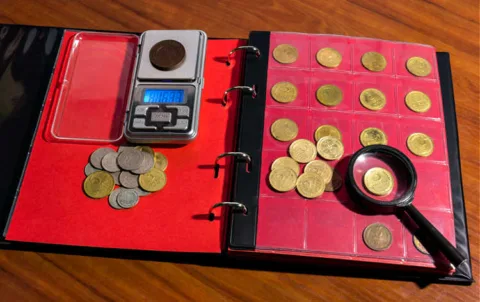 A coin scale is just as important as a coin magnifier. Here's what you need to know before you buy a coin weight scale.