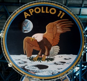 eisenhower-dollars-apollo-11-emblem-photo-by-dbking.jpg