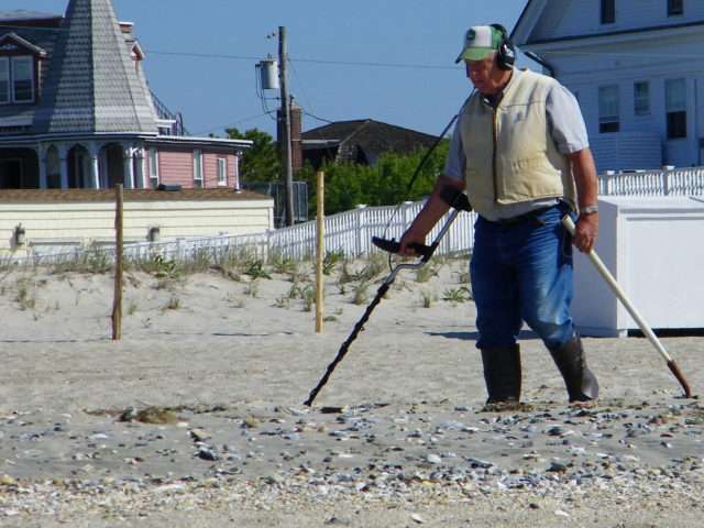 I know many people who love to find old coins by scanning the ground with a metal detector.