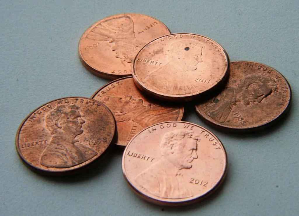 Have any pennies with no mint mark on them? See how much a penny with no mintmark is worth and why some Lincoln pennies don't have mint letter stamps on them.