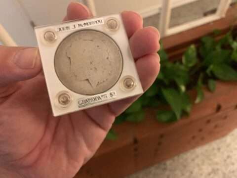pocket-pieces-cull-coins This well-worn 1921 Morgan dollar would be considered a cull coin.