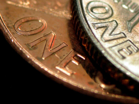 Got any silver pennies? See why so many U.S. pennies look silver in color. photo by frankieleon on Flickr Got any silver pennies? See why so many U.S. pennies look silver in color.