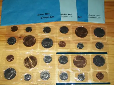 souvenir-coin-sets